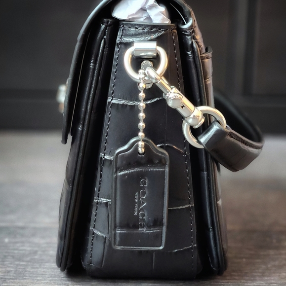 Coach Cassie 19 Croc Embossed (repost) - Picture 3 of 6